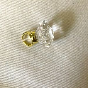 Costume jewelry ring (light up)